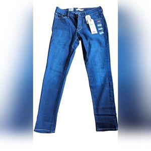 Levi Strauss Women's 711 Skinny Ankle Jeans